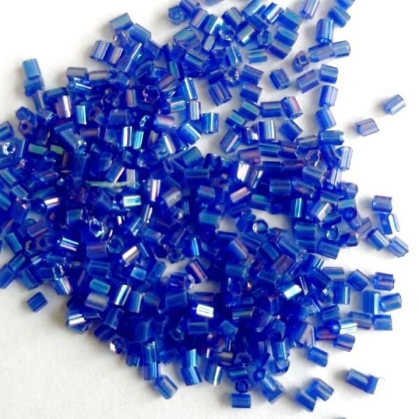 Бисер рубчик 3 мм. (цвет: синий 6r)