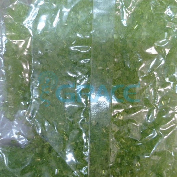 Стеклярус, 3 мм., прозрачный зеленый