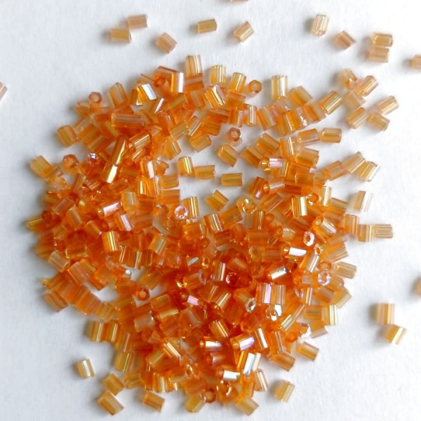 Бисер рубчик 3 мм. (цвет: оранжевый 23r)