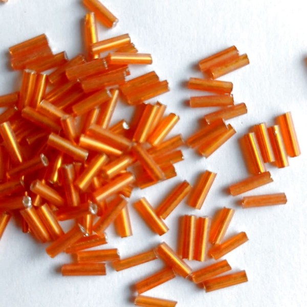 Бисер стеклярус 7 мм. (цвет: оранжевый 4s)