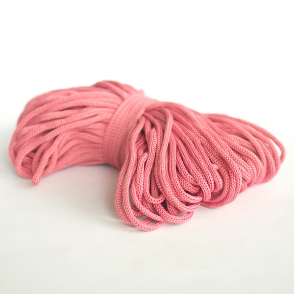 Шнур для одежды 4 мм., темно-розовый